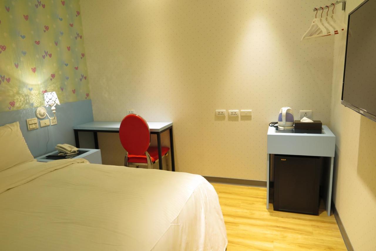 191 Hotel Taoyuan Esterno foto